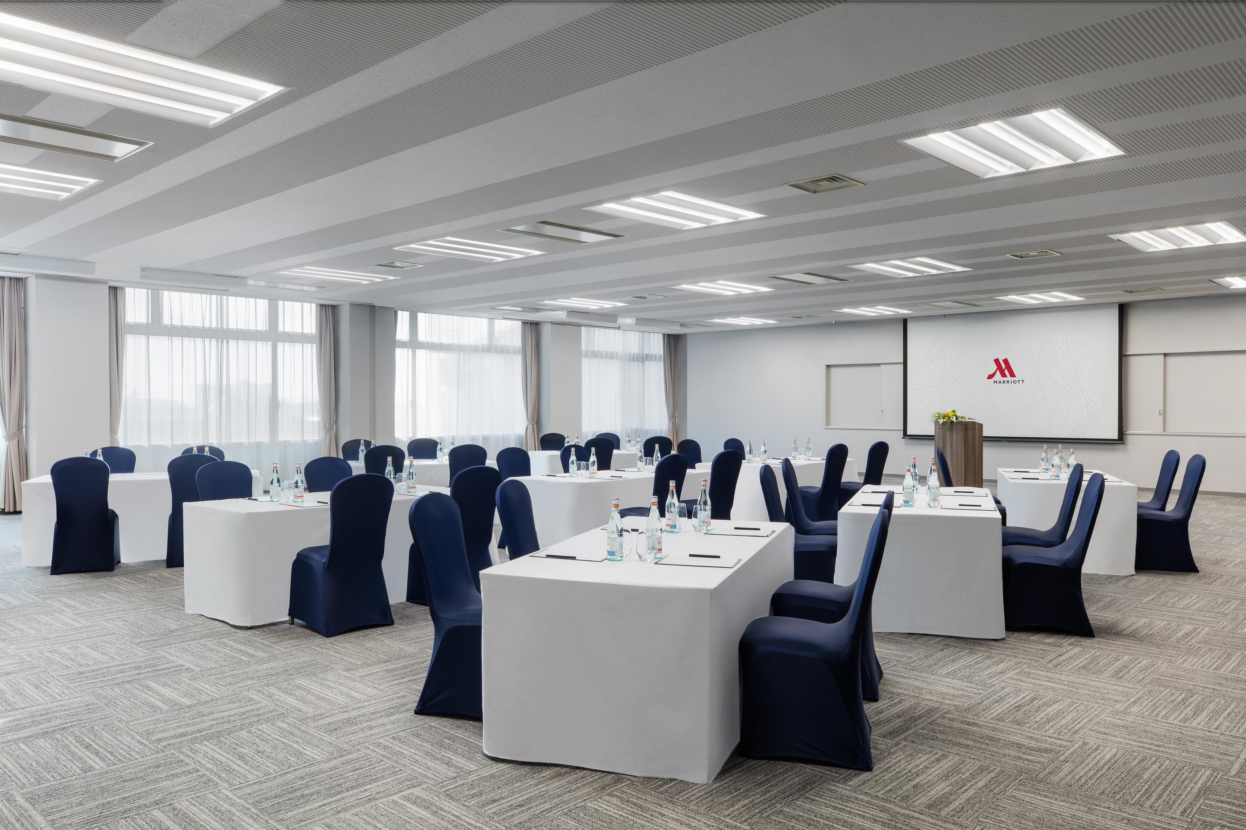 Moriyama Lake Biwa Marriott Hotel מראה חיצוני תמונה
